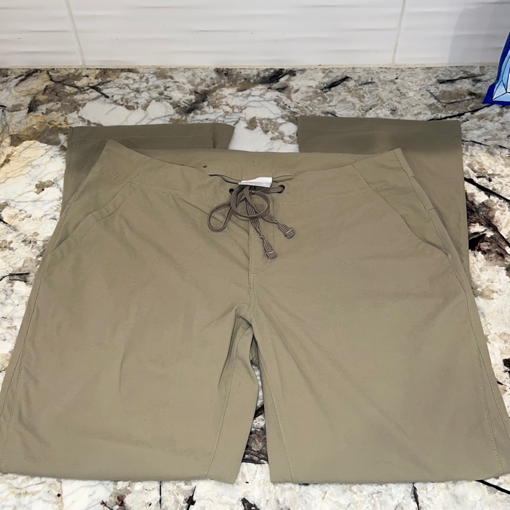 Columbia Hiking Pants